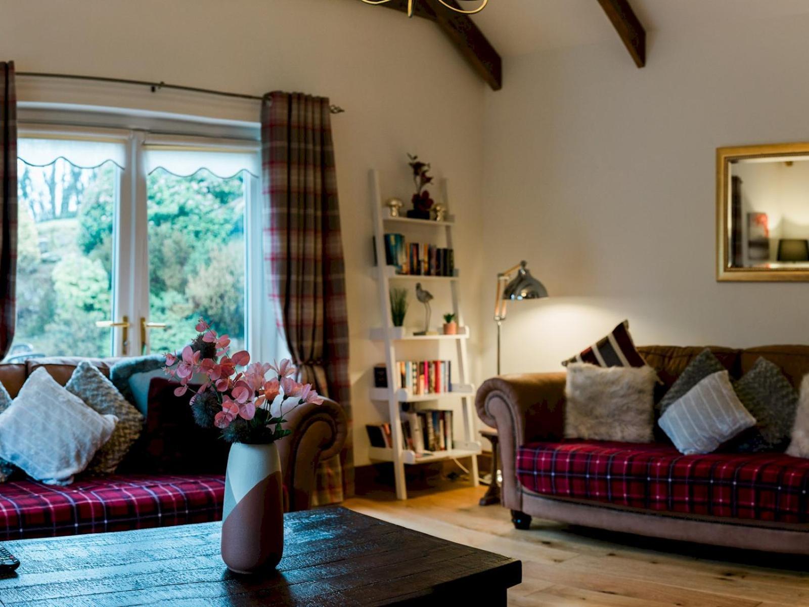 Pass The Keys Peaceful & Coastal 2 Bedroom Cottage คาร์ดิแกน ภายนอก รูปภาพ
